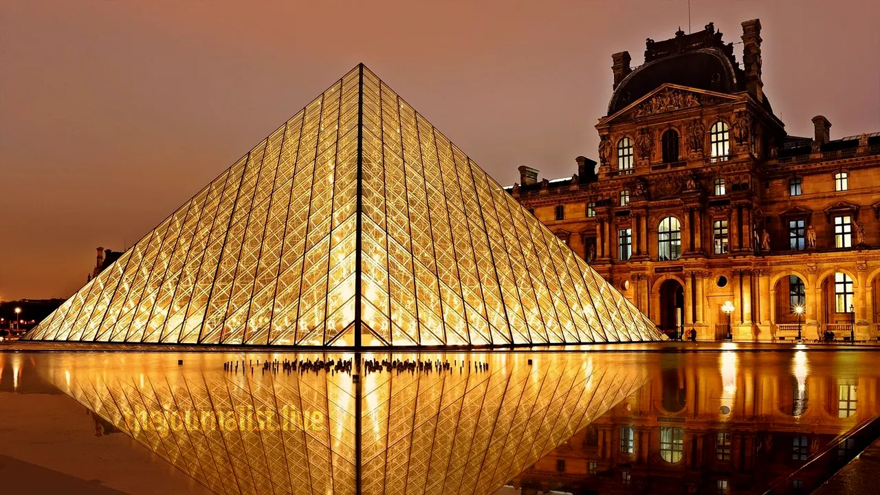 Louvre Museum