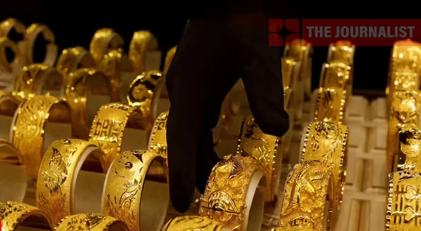 കേരളത്തിൽ സ്വർണവില കുതിക്കുന്നു; പവന് 1,22,520 രൂപയിലെത്തി