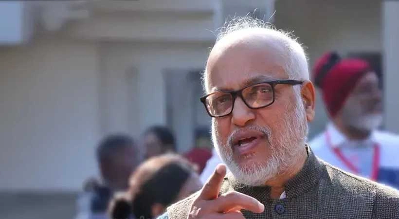 പിണറായിയെ തകർക്കാൻ മകളെ ലക്ഷ്യമിടുന്നു; ഇഡി റെയ്ഡിനെ രാഷ്ട്രീയമായി നേരിടും: എം.എ. ബേബി