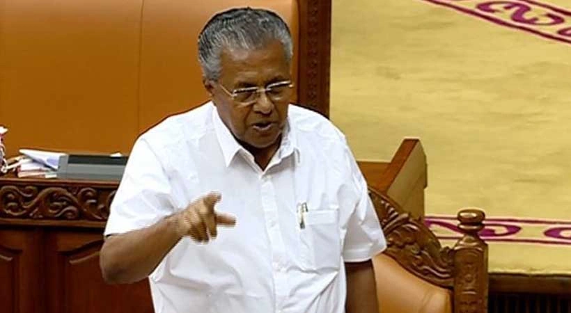 മാനദണ്ഡങ്ങൾ കാറ്റിൽപ്പറത്തി സ്ഥലംമാറ്റം; ഭരണത്തിന്റെ ഇടനാഴികളിൽ പവർ ബ്രോക്കർമാർ അഴിഞ്ഞാടും: പിണറായി വിജയൻ