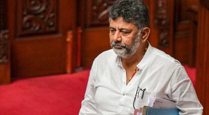 വകുപ്പ് തർക്കത്തിൽ മന്ത്രി രാജിവെച്ചു; കർണാടകയിൽ കോൺഗ്രസ് സർക്കാർ തകർച്ചയിലേക്ക്, ഇടക്കാല തിരഞ്ഞെടുപ്പിന് സാധ്യതയെന്ന് ബി.ജെ.പി