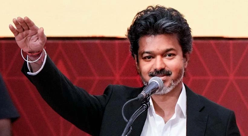 ആദ്യ വിദേശ യാത്രയിൽ വ്യാവസായിക നിക്ഷേപം ലക്ഷ്യം; തമിഴ്‌നാട് മുഖ്യമന്ത്രി വിജയ് ബ്രിട്ടനിലേക്ക്