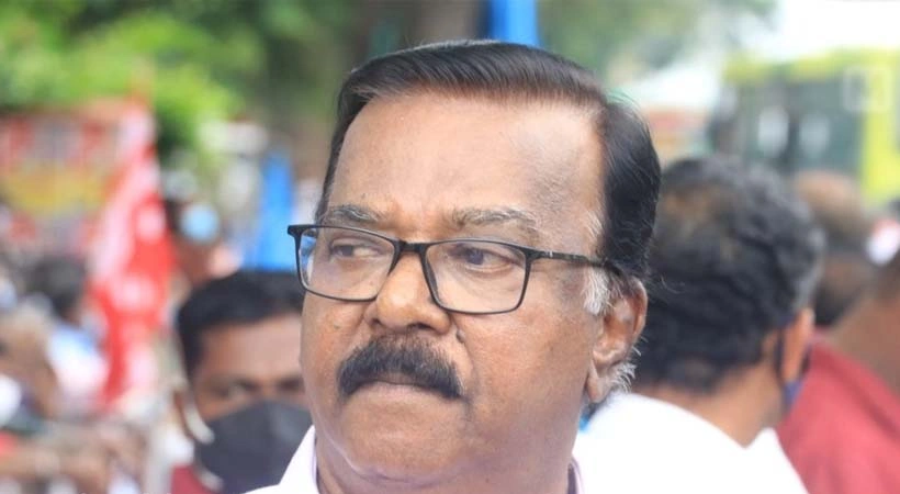 കേരളത്തിന്റെ താൽപര്യം അദ്ദേഹത്തിന്റെ കൈയിൽ ഭദ്രം; വിഡി സതീശനെ പുകഴ്ത്തി സി. ദിവാകരൻ