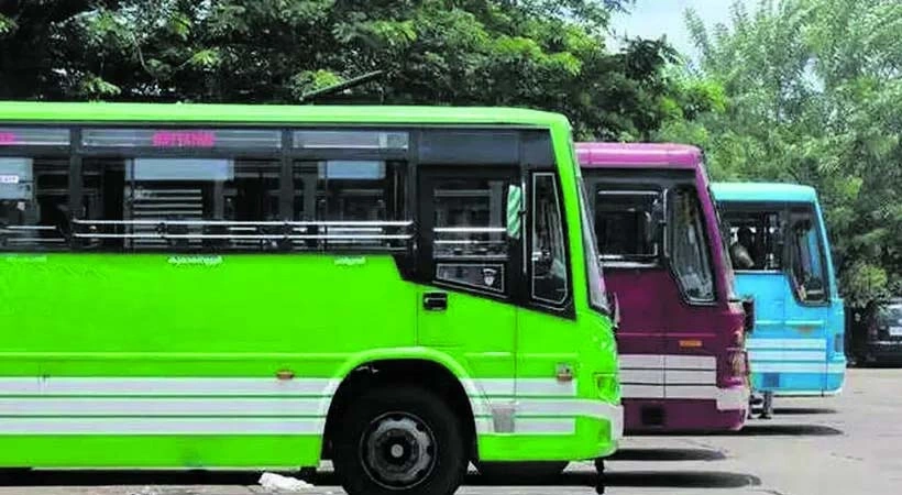 പ്രിയദർശിനി പദ്ധതിക്ക് സ്വകാര്യ ബസുകളും; വാടക അടിസ്ഥാനത്തിൽ സർവീസ് പരിഗണിച്ച് സർക്കാർ