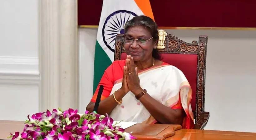 അധ്യാപകരുടെ സേവനം രാജ്യത്തെ വാർത്തെടുക്കുന്നതിൽ നിർണായകം; അധ്യാപക ദിനത്തിൽ ആശംസകളുമായി രാഷ്ട്രപതി