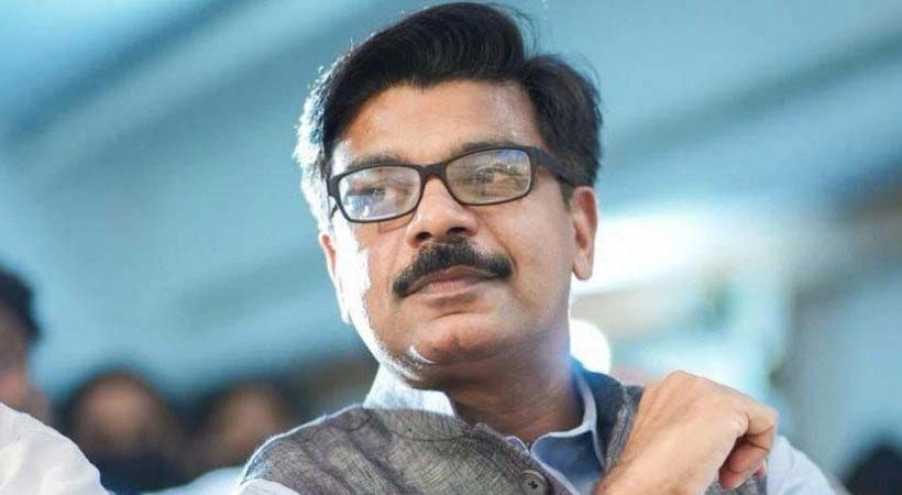 അധികാരത്തിന്റെ തണലിൽ എന്തും ചെയ്യാമെന്ന് കരുതിയവർക്ക് ശക്തമായ പാഠം; മാസപ്പടി കേസിൽ കുഴൽനാടൻ